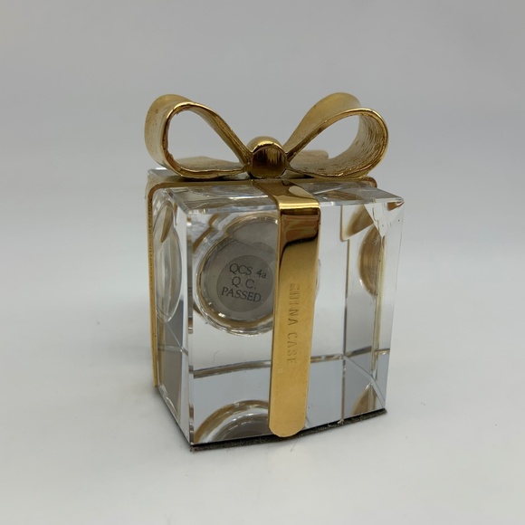 Vintage Timex Waterbury Clock Co. Collectible Mini Present Gift Clock Gold Tone - Picture 5 of 16
